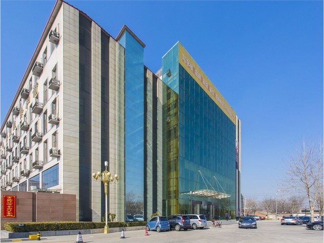 北京羽毛球发球机什么价格